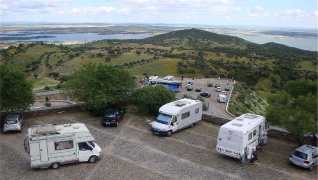 Estacionamento para Autocaravanas em Monsaraz