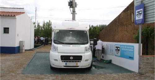 Área de Serviço para Autocaravanas no Telheiro