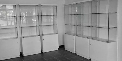 Cedência de prateleira(s) nas vitrinas localizadas no Mercado Municipal