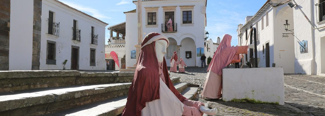 Presépio com figuras em tamanho real em Monsaraz