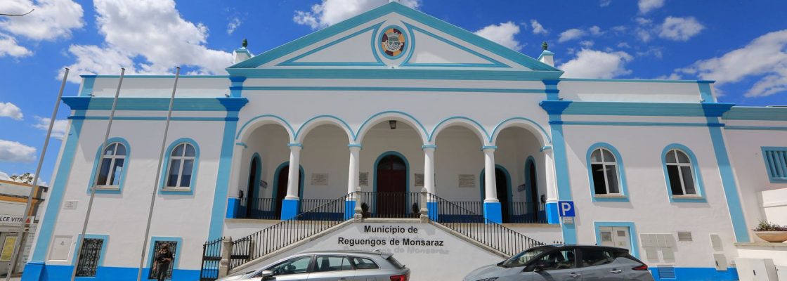 Estrutura Residencial para Idosos, Centro de Dia e Serviço Domiciliário de Perolivas recebeu o ...