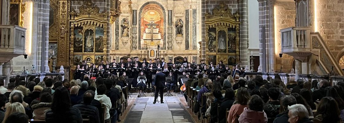 Coro Mateus D’Aranda e Orquestra Clássica da Universidade de Évora no Concerto de Páscoa em ...