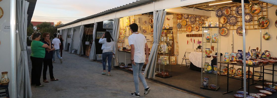 Olarias e ceramistas de Portugal e de Espanha na Festa Ibérica da Olaria e do Barro em São Pedr...