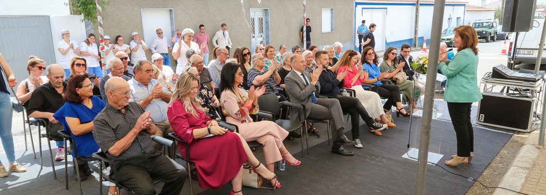 Ministra do Trabalho, Solidariedade e Segurança Social - Ana Mendes Godinho (2)