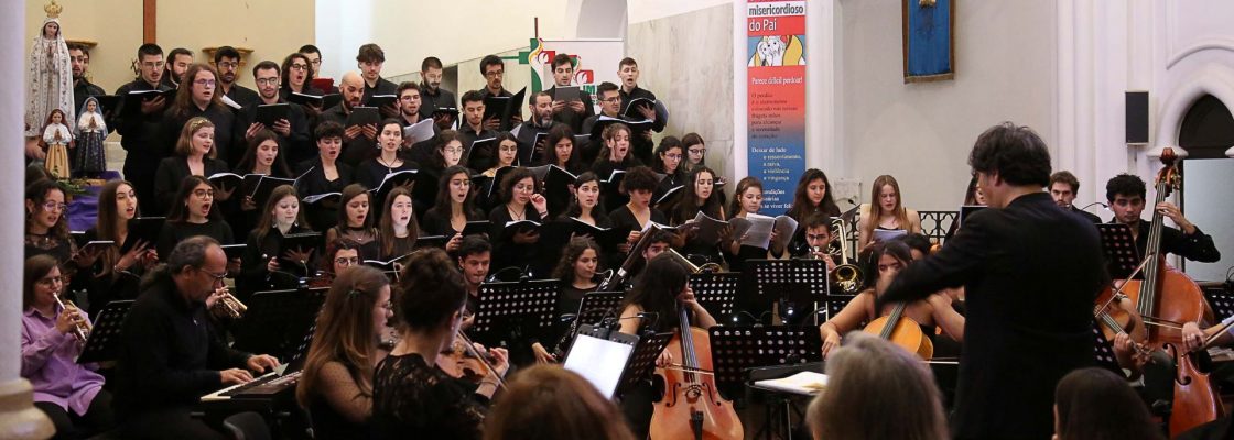 Coro Mateus D’Aranda e Orquestra Clássica da Universidade de Évora no Concerto de Páscoa em ...