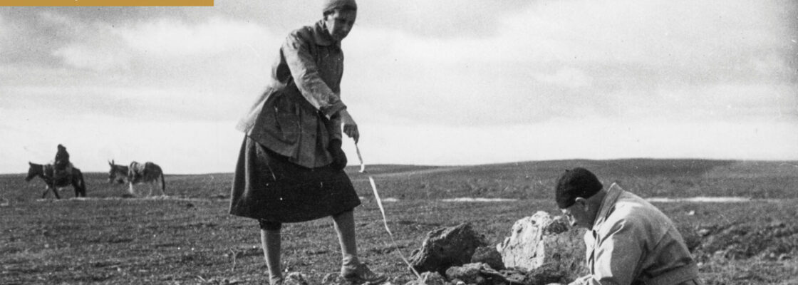 Exposição de Arqueologia: O Casal Leisner – Entre Antas e Arquivos