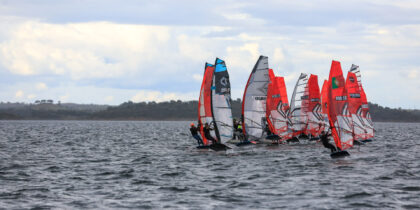 Centro Náutico de Monsaraz recebe o Monsaraz Windsurf Festival e o Raceboard European Championship