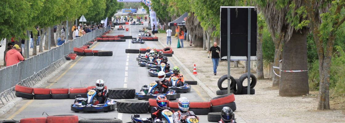 Grande Prémio de Karting de Reguengos de Monsaraz disputa-se num circuito urbano na zona desportiva